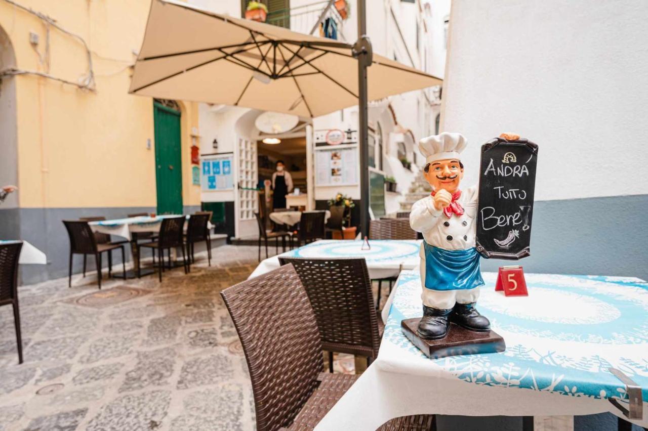 Ferienwohnung White Amalfi Centro Storico By Italianhost Exterior foto